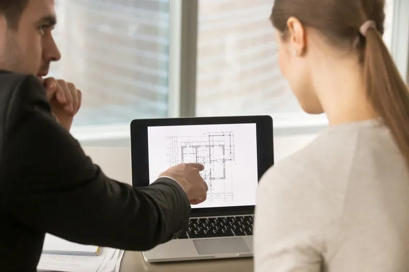 Reviewing floor plan image